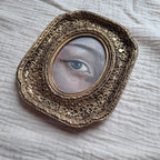 Eye